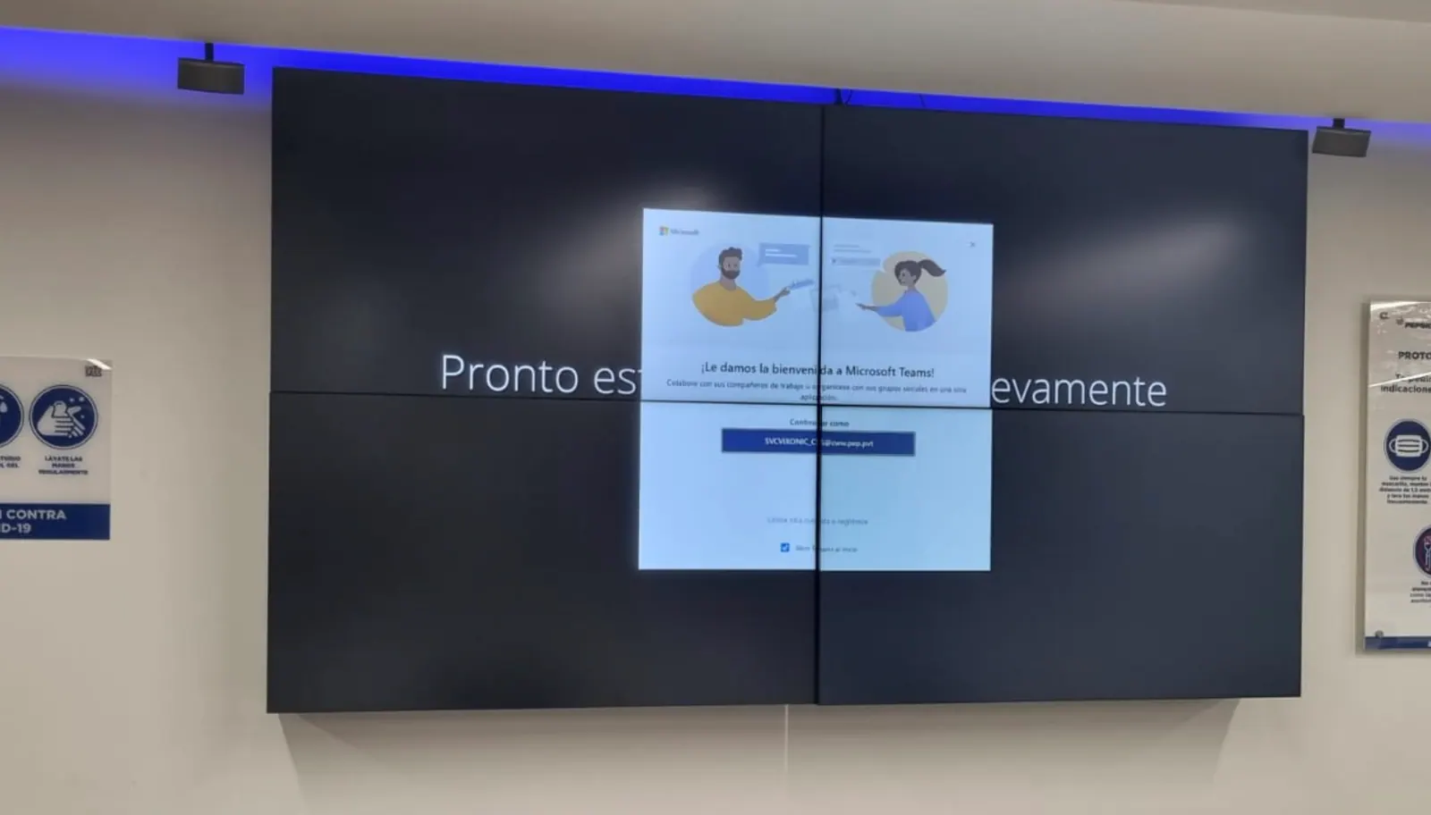 Recepción corporativa con video wall e integración AV