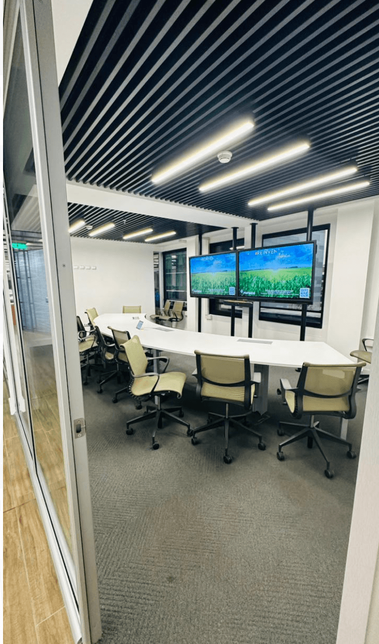 Sala de videoconferencia corporativa