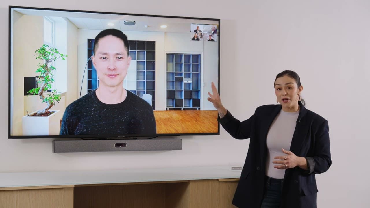 Neat Bar Pro - barra de videoconferencia premium para salas medianas y grandes